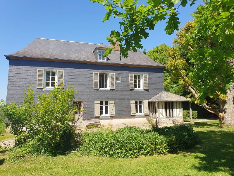 Maison avec une vue sur la vallée